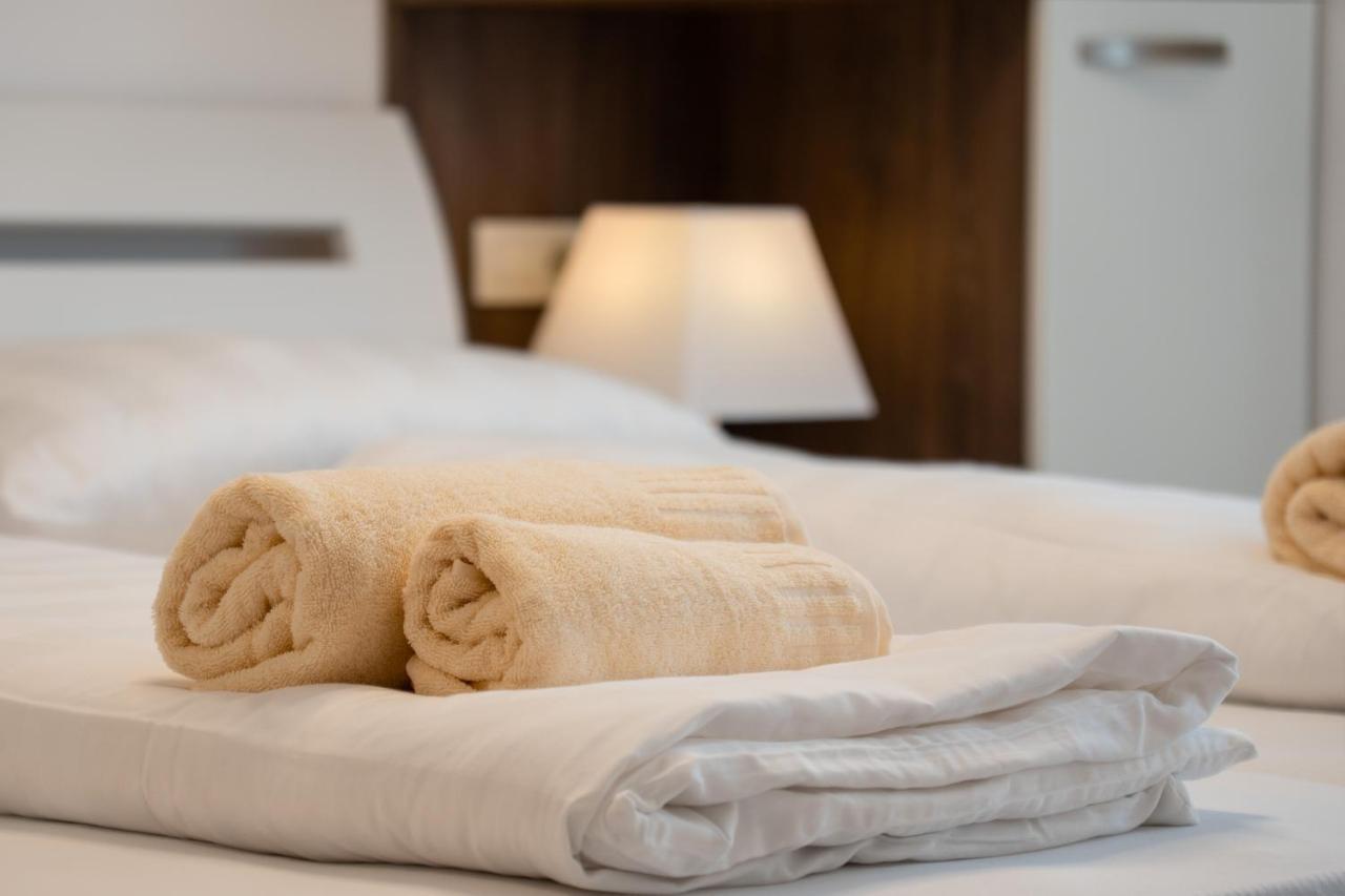 Apartments Mandre II Экстерьер фото