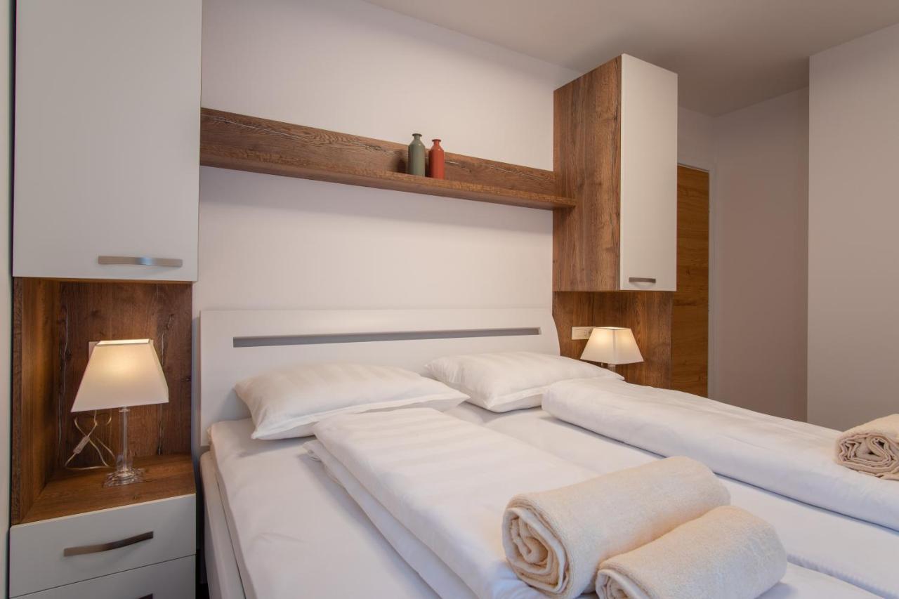 Apartments Mandre II Экстерьер фото