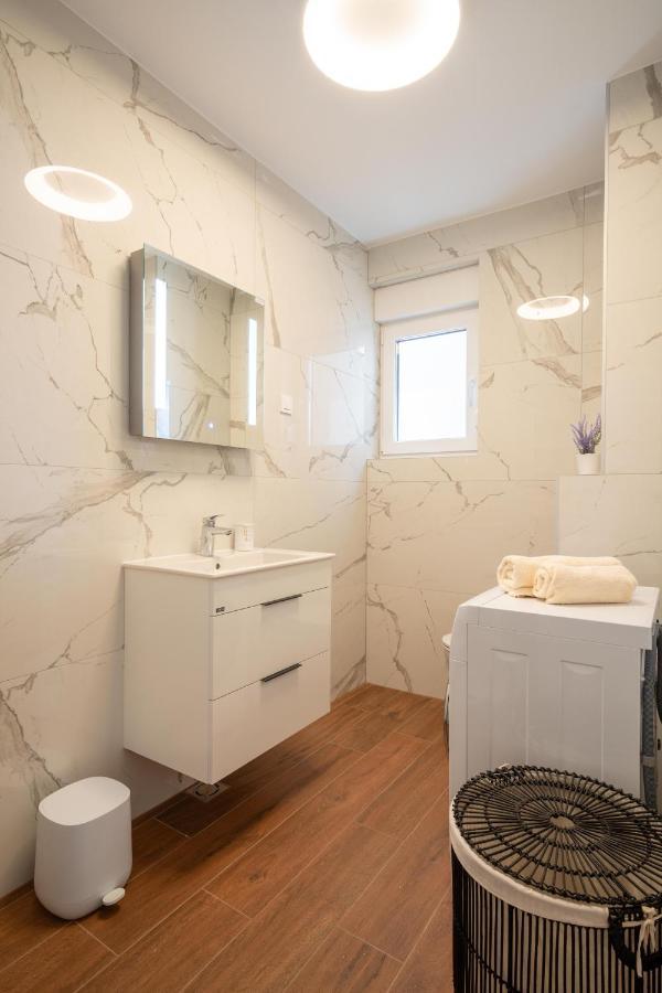 Apartments Mandre II Экстерьер фото